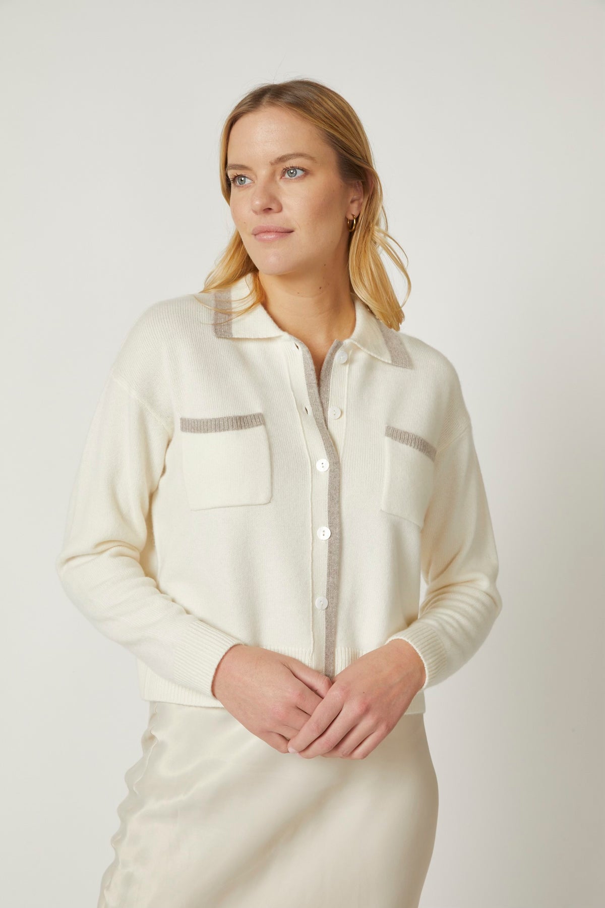 KOKUN-Tipped Polo Cardigan White/Sands