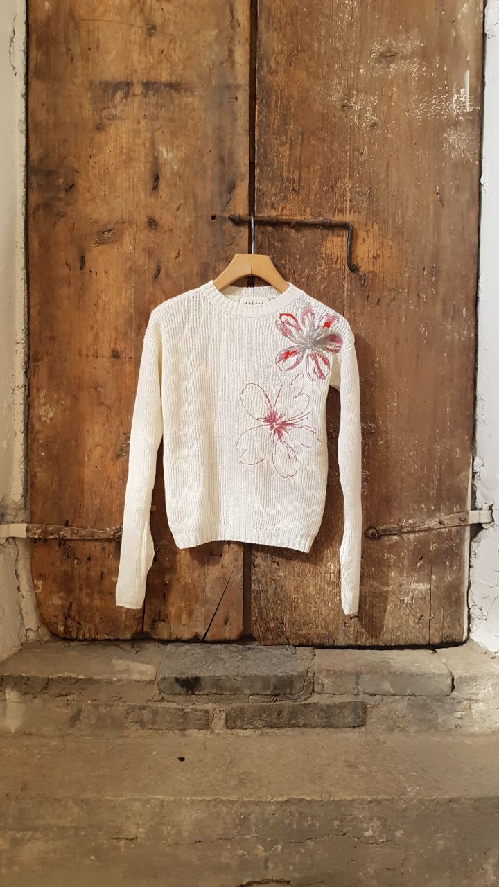 ARDISE- Annette with Embroidery Crew Neck White