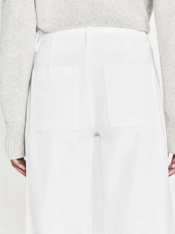 FRAME- The 70's Patch Pocket Crop Straight White