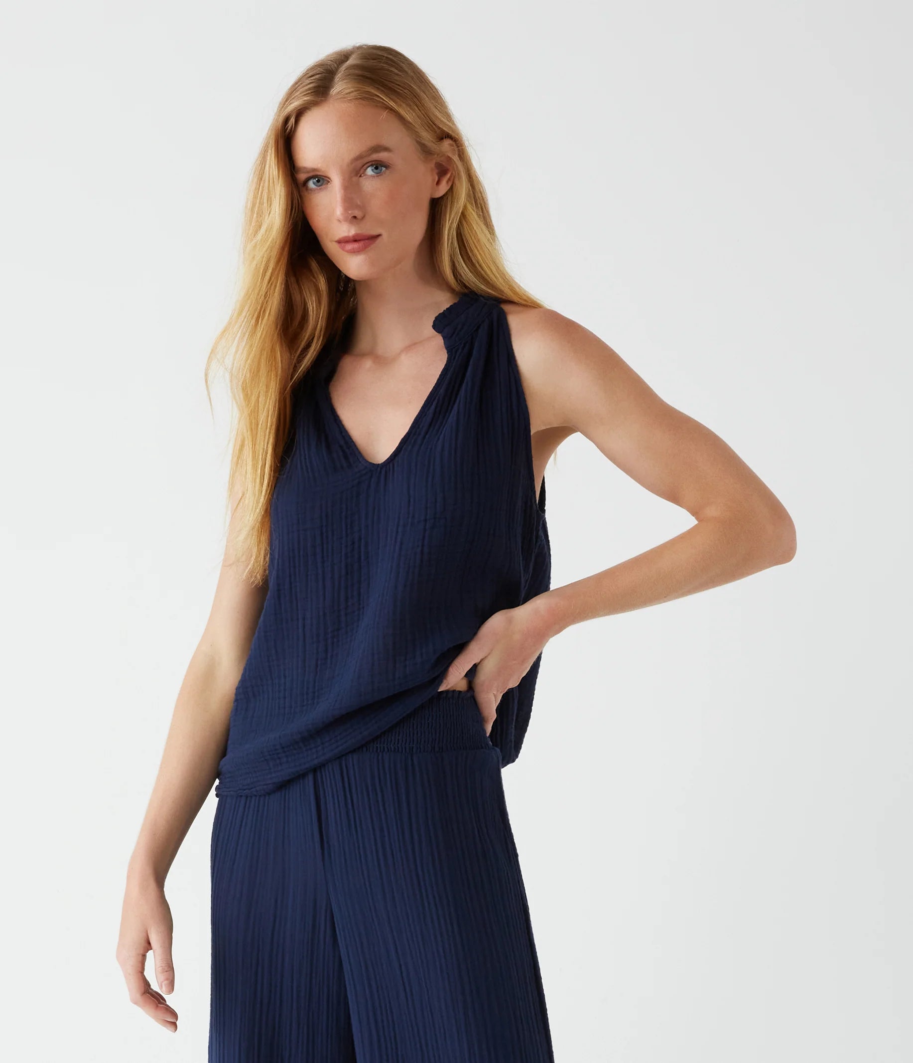 MICHAEL STARS- Viola Gauze Tank Nocturnal – Splurge Women's Casual