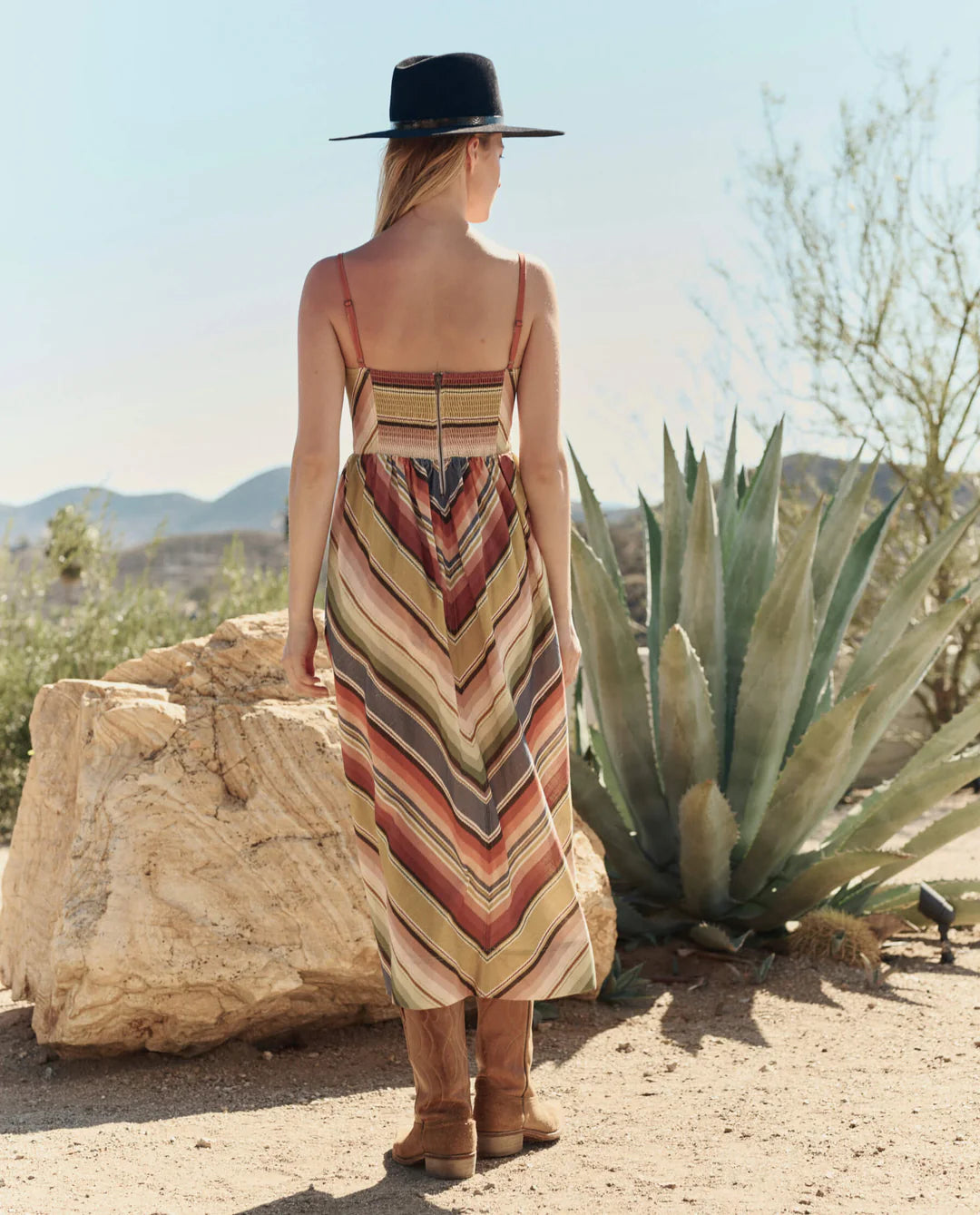 THE GREAT-The Verse Davenport Stripe