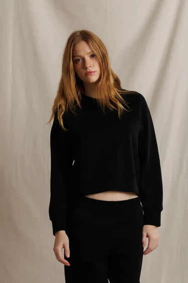 PERFECT WHITE TEE-Nell Travel Crew Neck Sweatshirt True Black