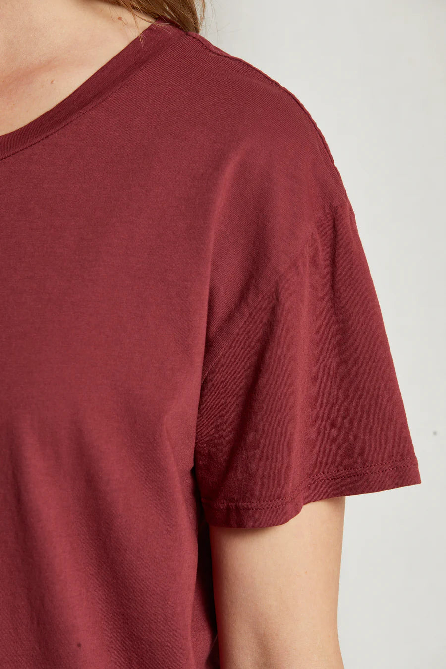 PERFECT WHITE TEE-Harley Crispy Lightweight Cotton Boxy Crew Tee Cranberry