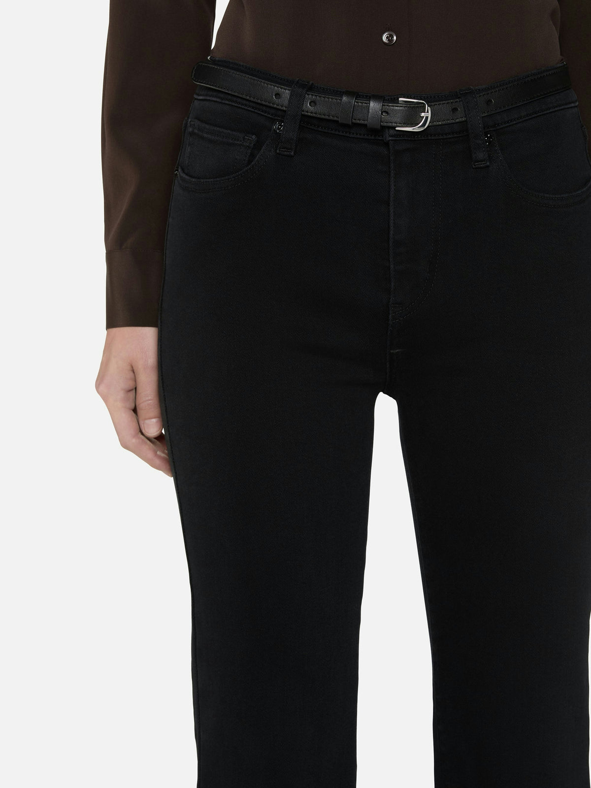 FRAME-The Icon Levitate