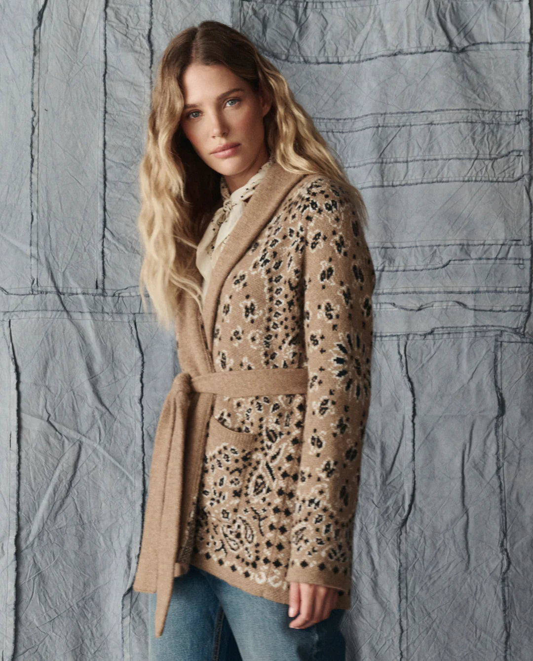 THE GREAT-The Bandana Riding Cardigan Camel