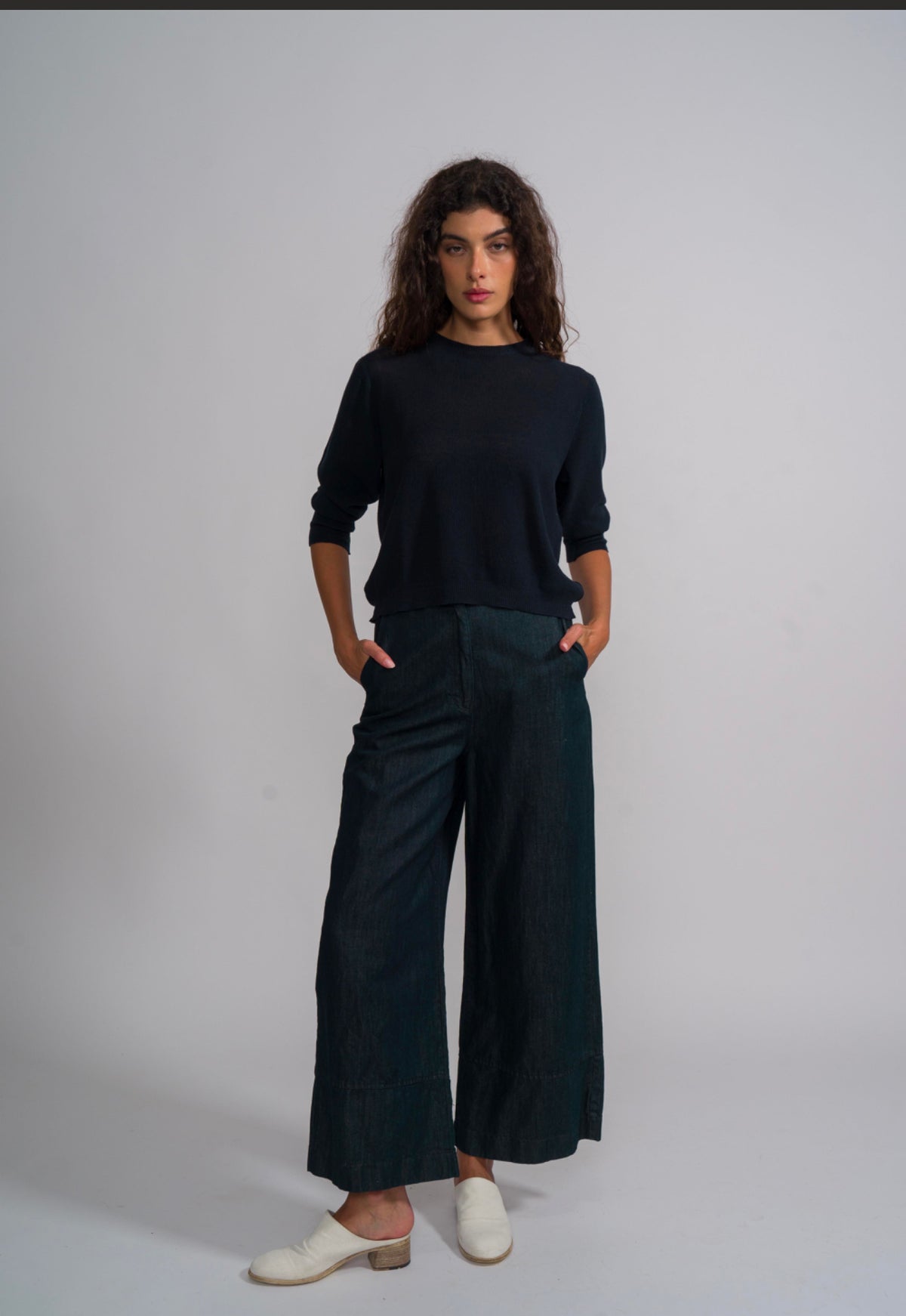 MJ WATSON-Round Neck Pullover Navy