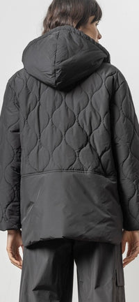 LILLA P-Nylon Quilted Jacket Jet Black