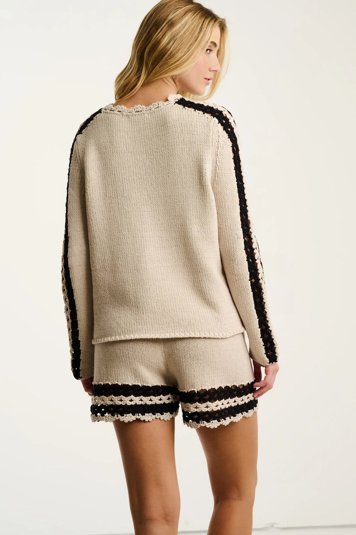 LISA TODD-Shore Club Short Chickpea/Black