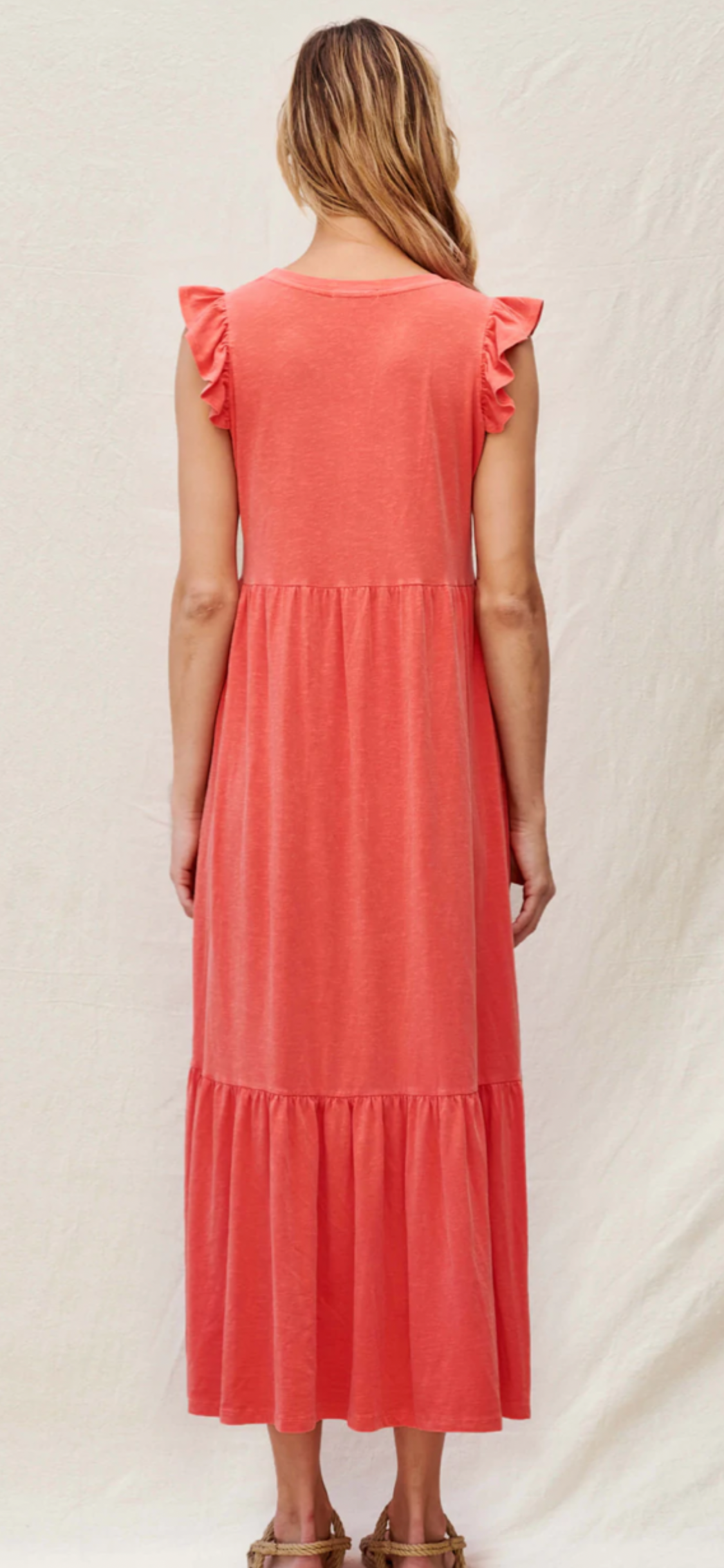 SUNDRY- Ruffle Sleeve Tier Dress Pigment Cherry